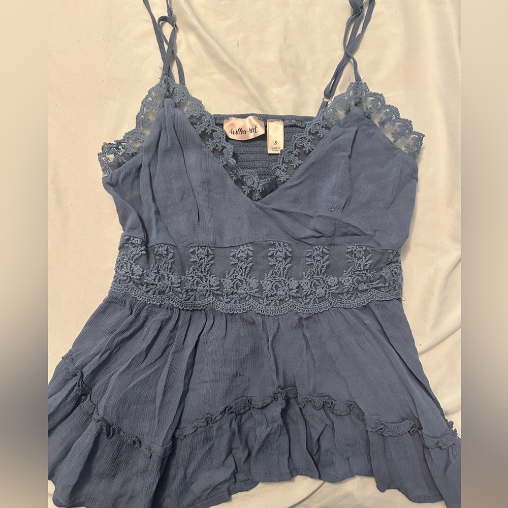 Buckle tank top.